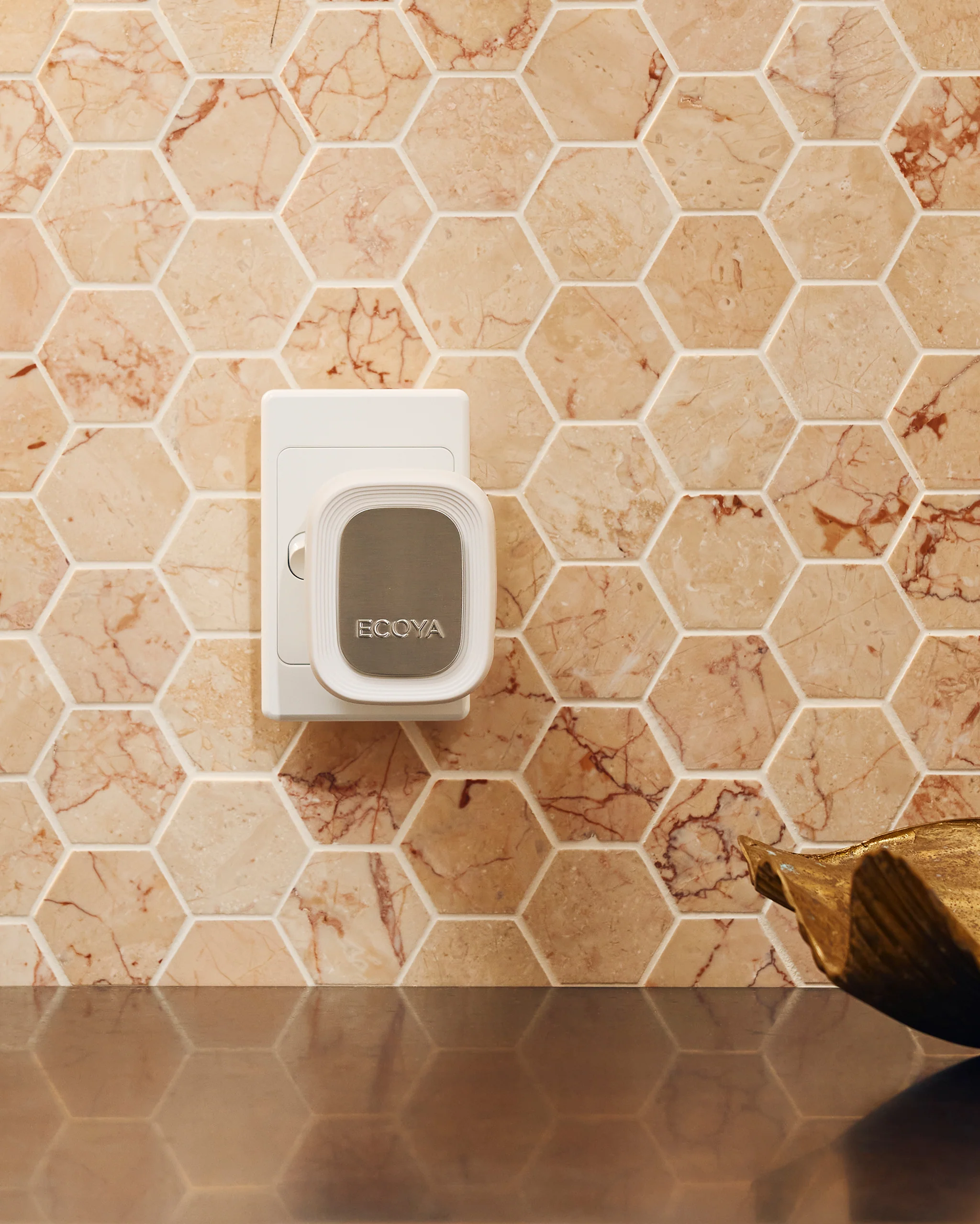 Plug-In Diffuser Fragrance Flask: Lotus Flower - Image 4