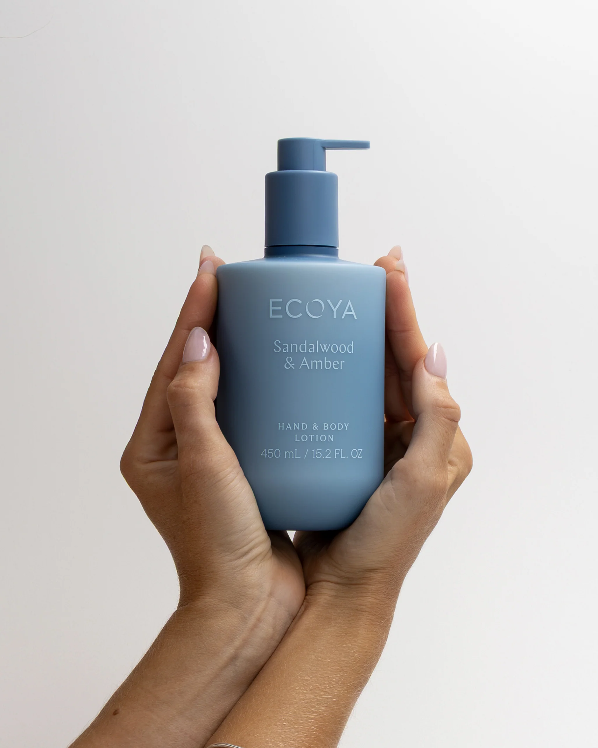 Sandalwood & Amber Bathroom Edit - Image 7